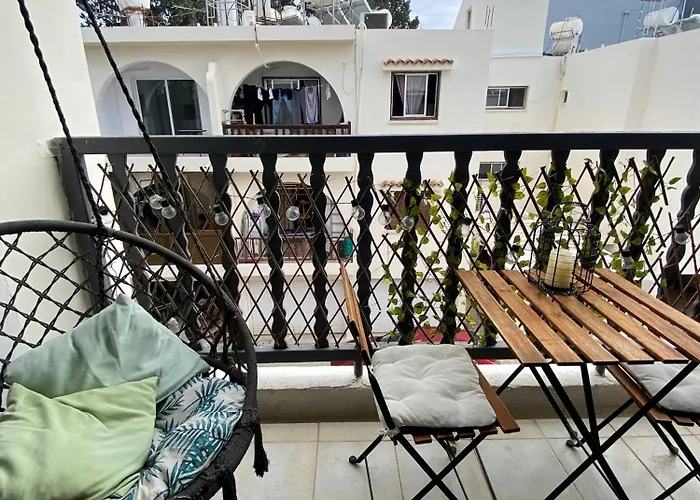 Artifex 아파트 파포스